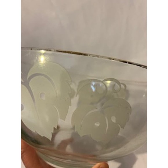 Anchor Hocking VTG Punch Bowl Etched White Grape Leaves - Picture 6 of 7